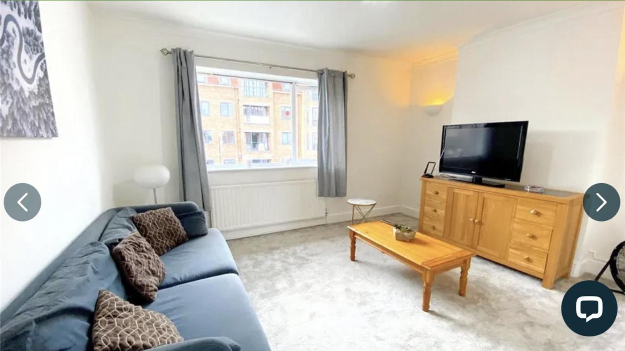 4 Bedroom Property Which Sleeps 8 Very Close To The Harry Potter Studio And Watford Junction Bagian luar foto